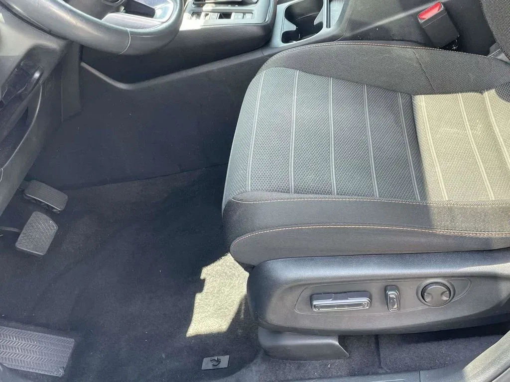 2023 Honda CR-V Hybrid Sport thumbnail 13
