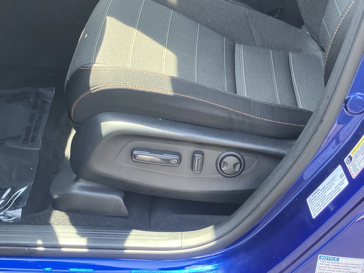 2023 Honda CR-V Hybrid Sport FWD thumbnail 17
