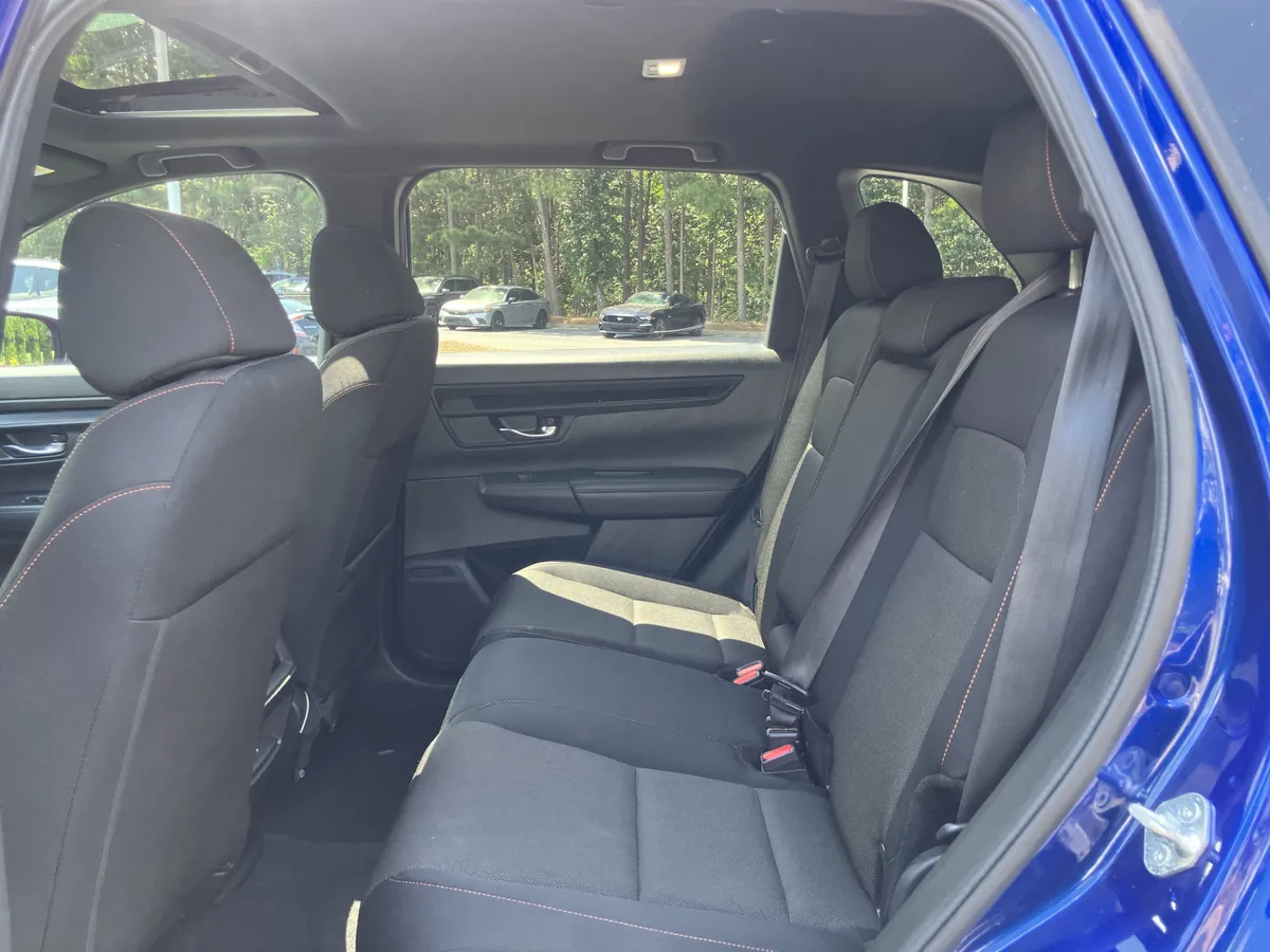 2023 Honda CR-V Hybrid Sport FWD thumbnail 33
