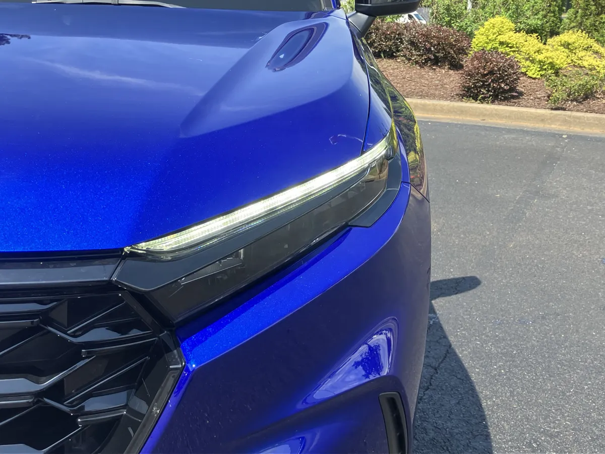 2023 Honda CR-V Hybrid Sport FWD thumbnail 5