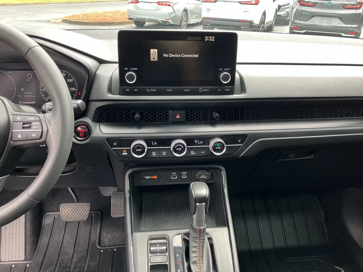 2023 Honda CR-V Hybrid Sport FWD thumbnail 25
