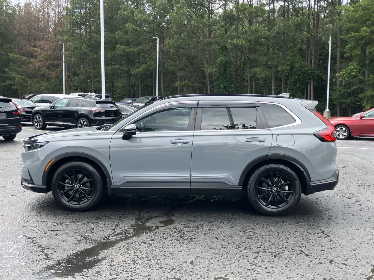 2023 Honda CR-V Hybrid Sport FWD thumbnail 7