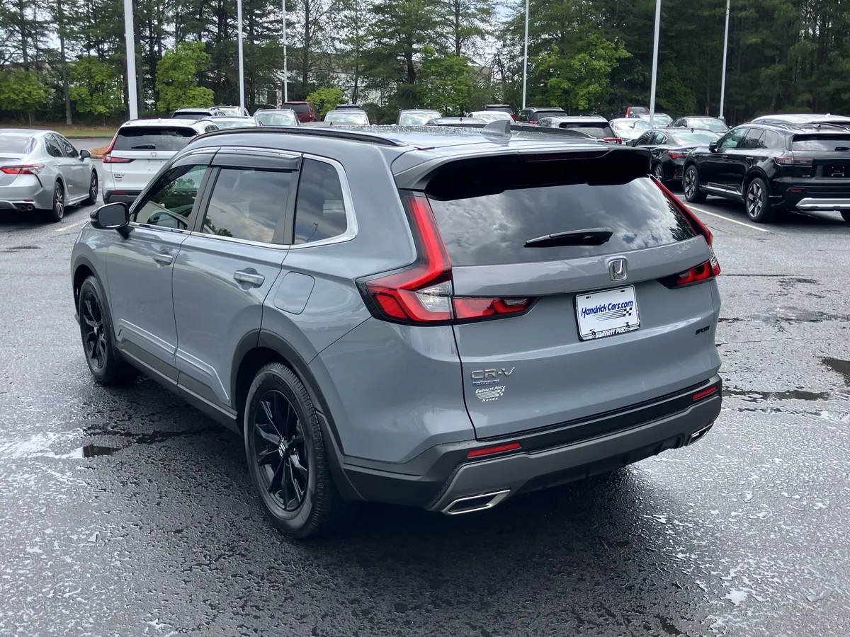 2023 Honda CR-V Hybrid Sport FWD thumbnail 8