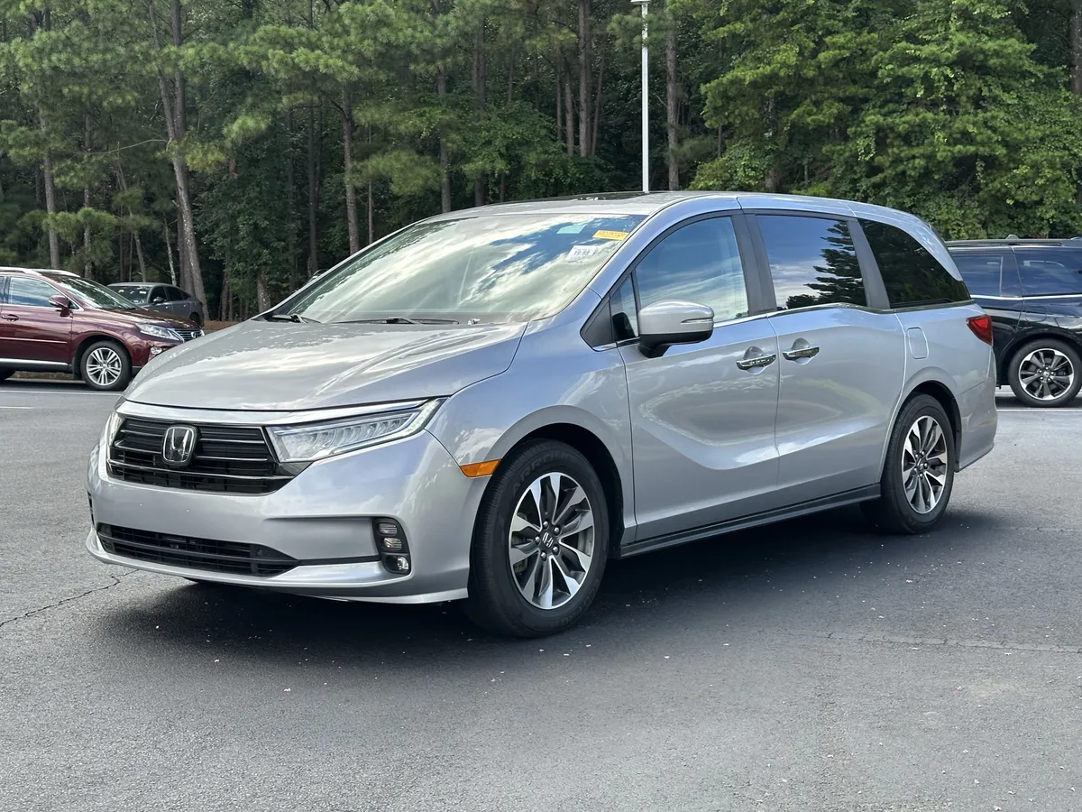 2023 Honda Odyssey EX-L Auto thumbnail 4