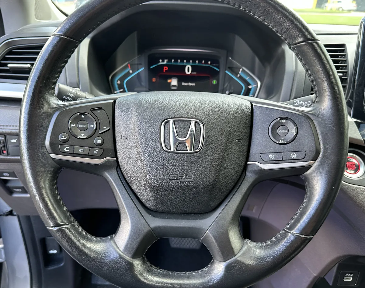 2023 Honda Odyssey EX-L Auto thumbnail 5