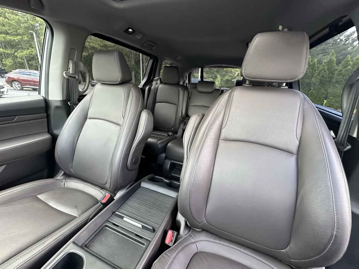 2023 Honda Odyssey EX-L Auto thumbnail 7