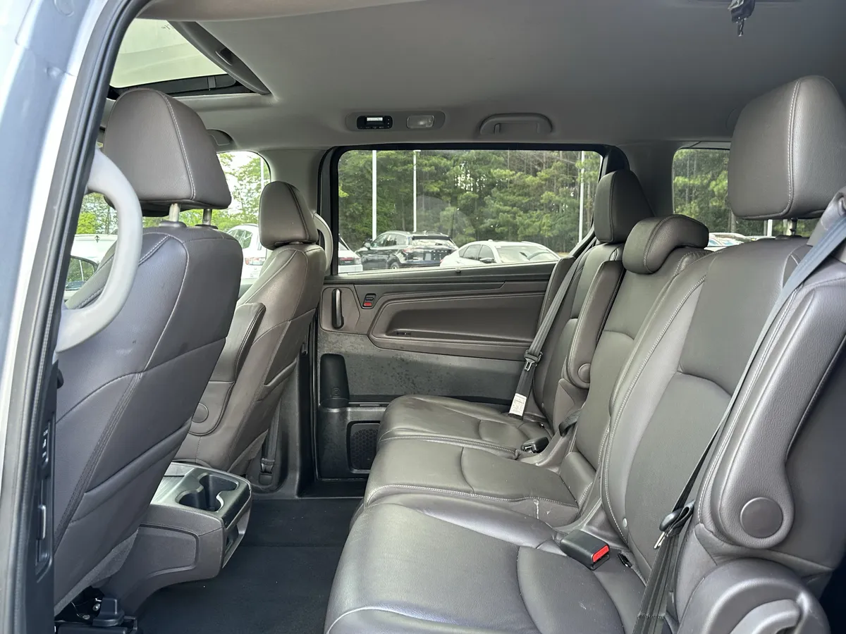 2023 Honda Odyssey EX-L Auto thumbnail 8