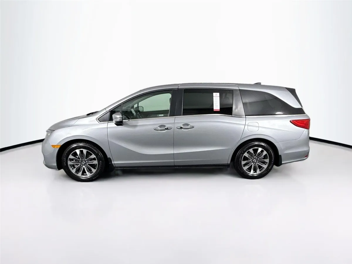 2023 Honda Odyssey EX-L thumbnail 13