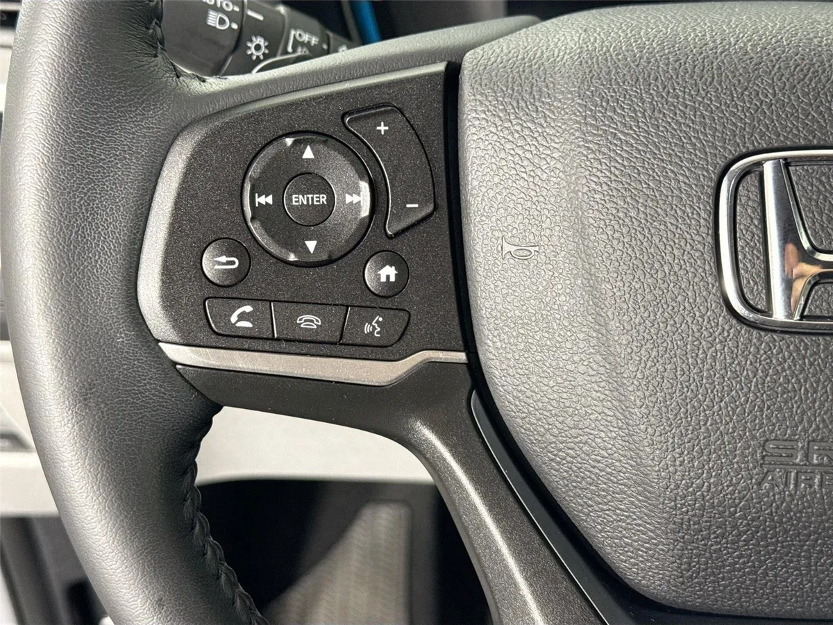 2023 Honda Odyssey EX-L thumbnail 17