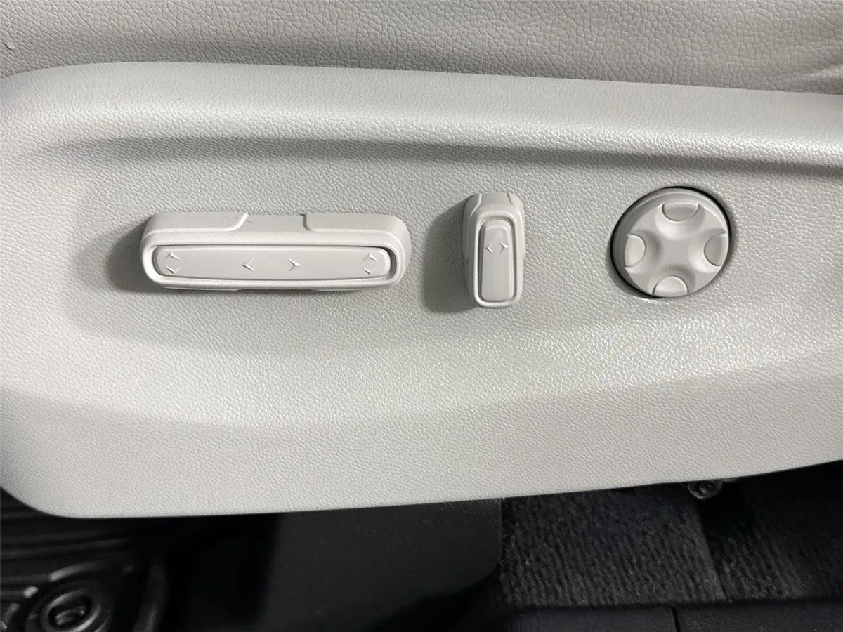 2023 Honda Odyssey EX-L thumbnail 29