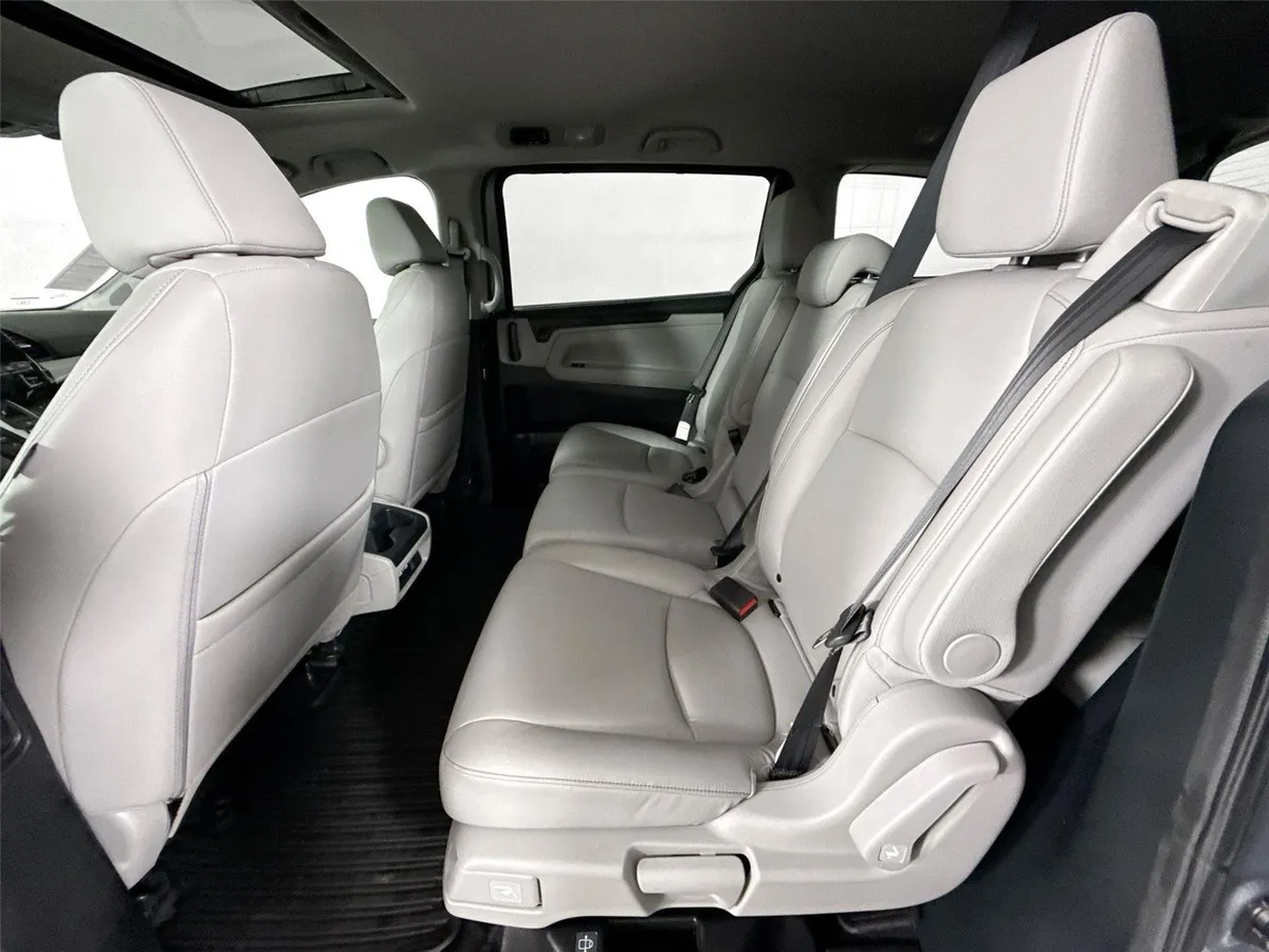 2023 Honda Odyssey EX-L thumbnail 30