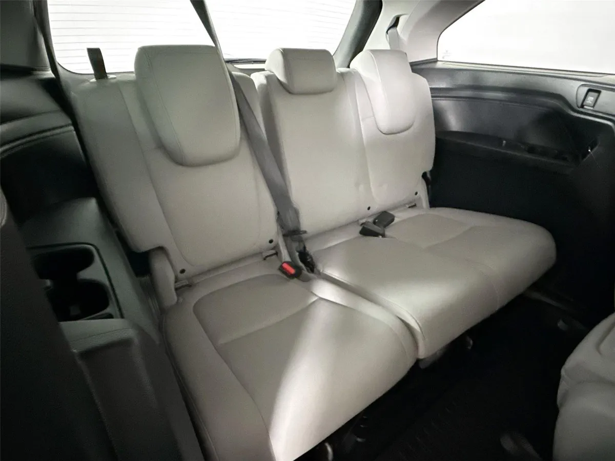2023 Honda Odyssey EX-L thumbnail 40