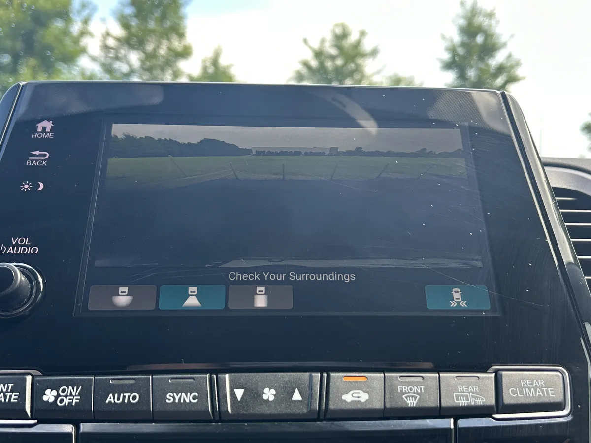 2023 Honda Odyssey EX-L thumbnail 2