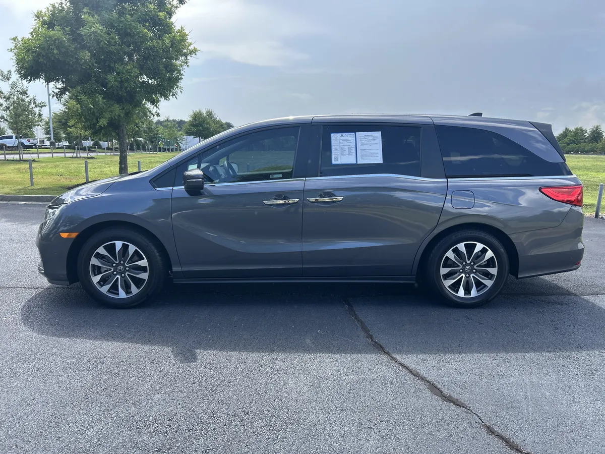 2023 Honda Odyssey EX-L thumbnail 25