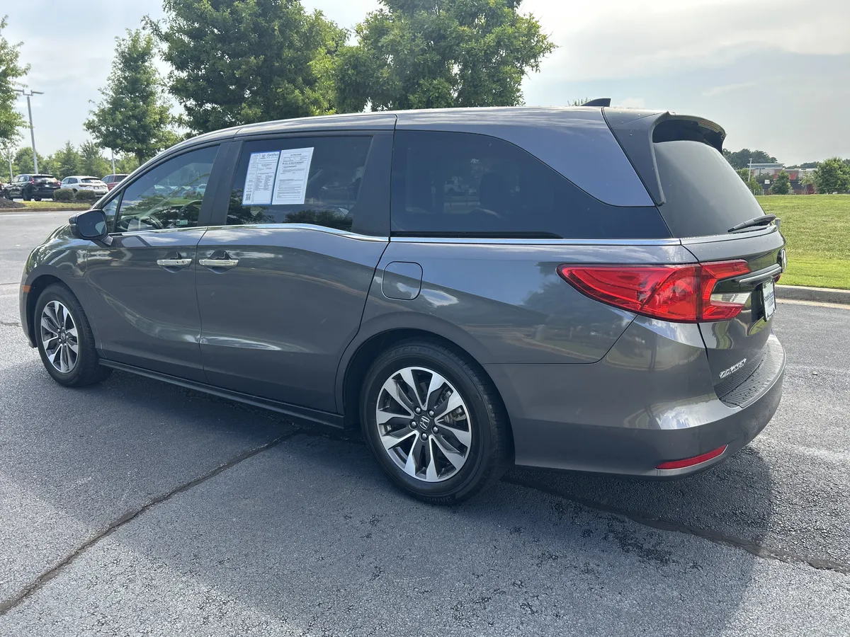 2023 Honda Odyssey EX-L thumbnail 26