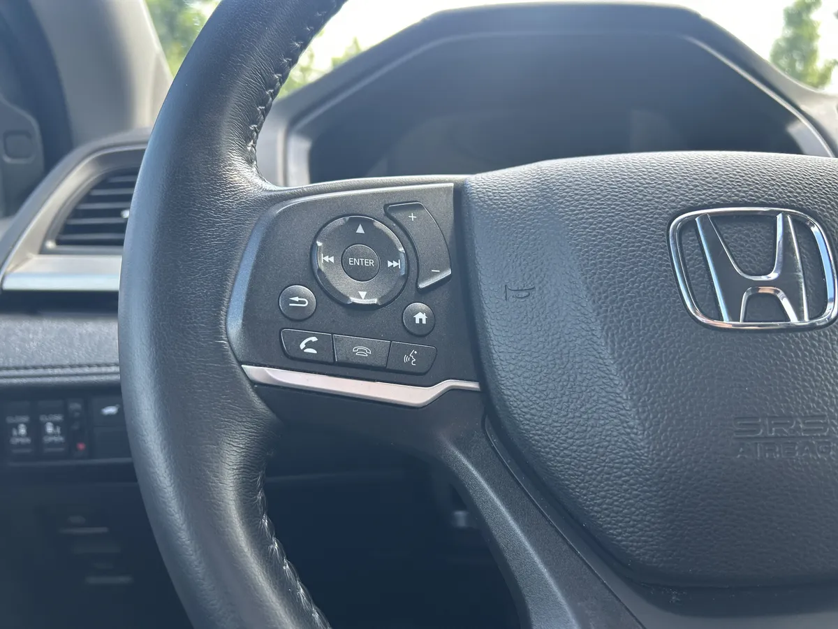 2023 Honda Odyssey EX-L thumbnail 7