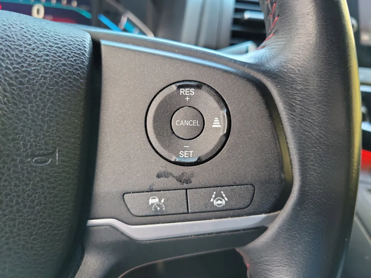 2023 Honda Odyssey Sport thumbnail 22