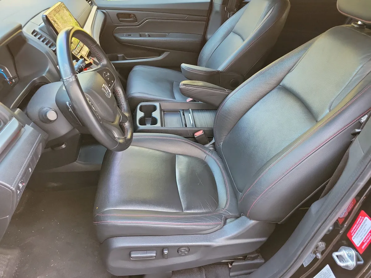 2023 Honda Odyssey Sport thumbnail 9