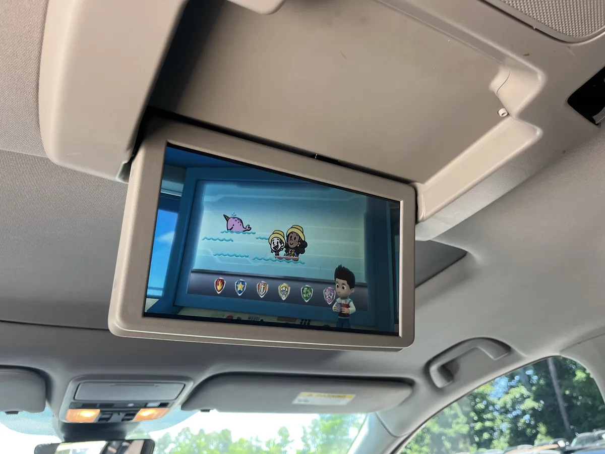 2023 Honda Odyssey Touring thumbnail 21