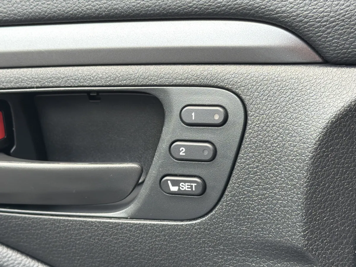 2023 Honda Passport AWD EX-L thumbnail 16