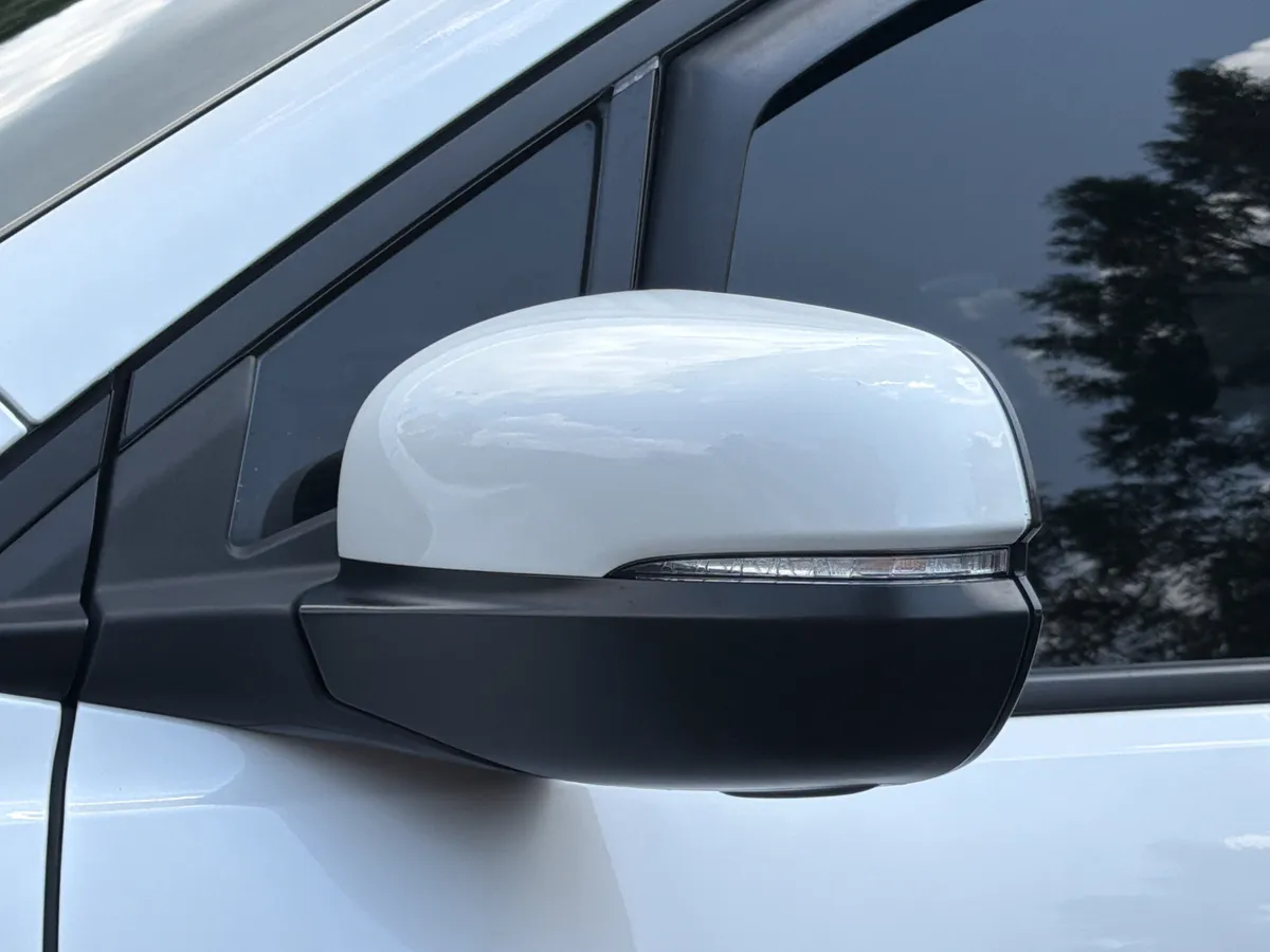 2023 Honda Passport AWD EX-L thumbnail 32