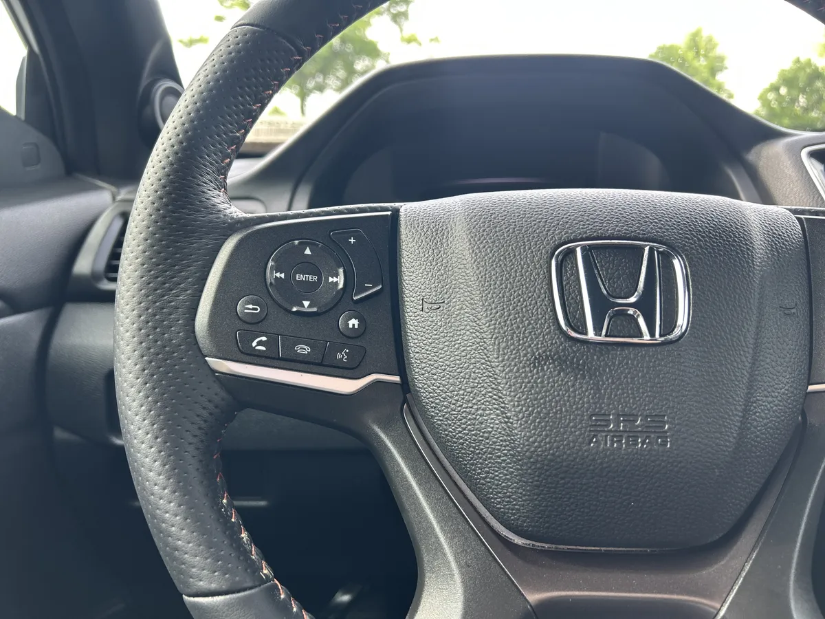 2023 Honda Passport TrailSport thumbnail 17