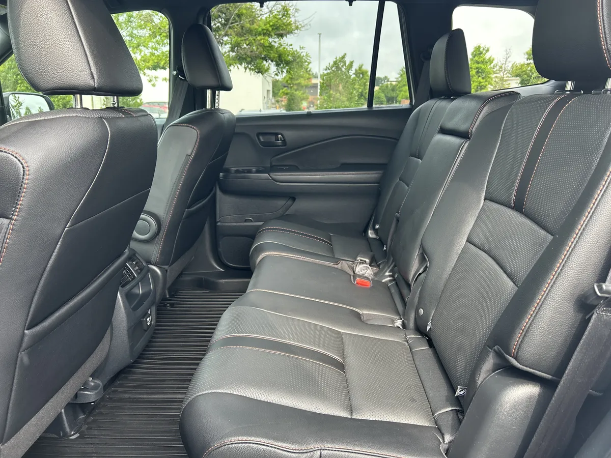 2023 Honda Passport TrailSport thumbnail 25
