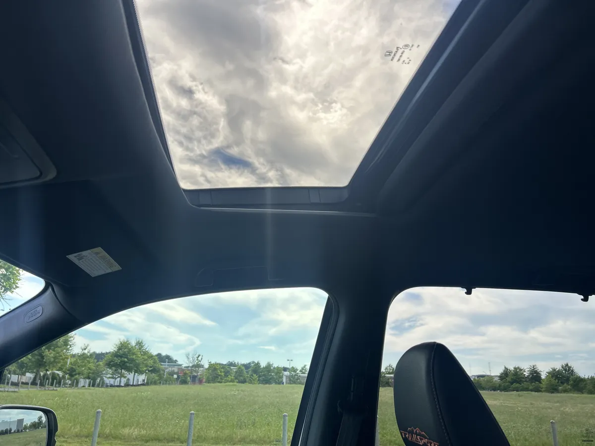 2023 Honda Passport TrailSport thumbnail 10