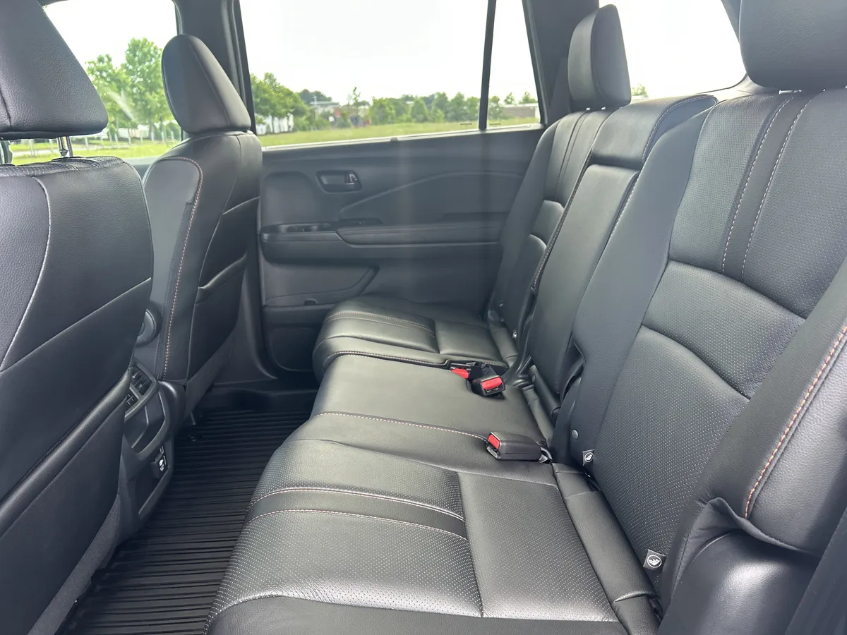2023 Honda Passport TrailSport thumbnail 25