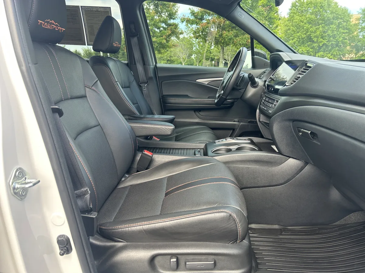 2023 Honda Passport TrailSport thumbnail 30