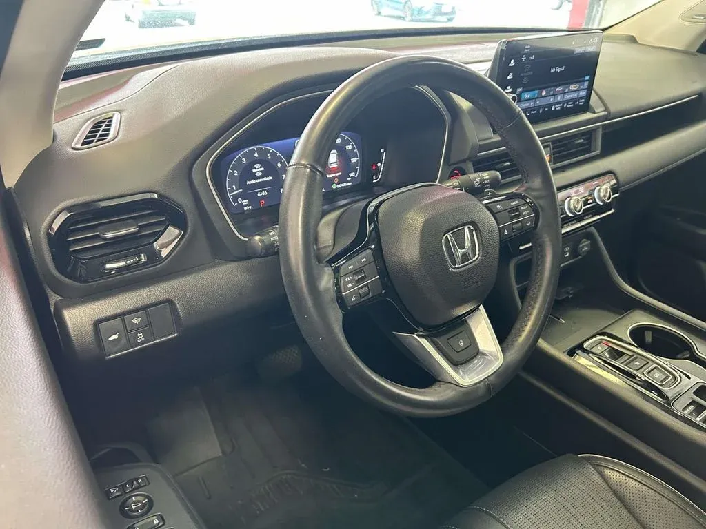 2023 Honda Pilot Elite thumbnail 14