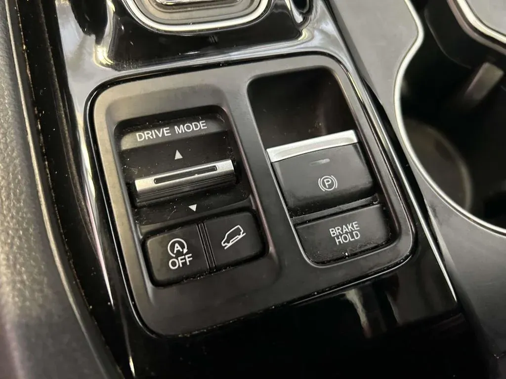 2023 Honda Pilot Elite thumbnail 23