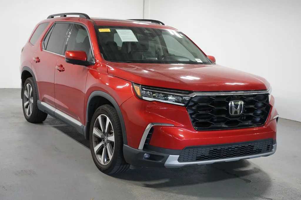 2023 Honda Pilot Elite thumbnail 3
