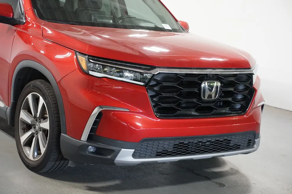 2023 Honda Pilot Elite thumbnail 4