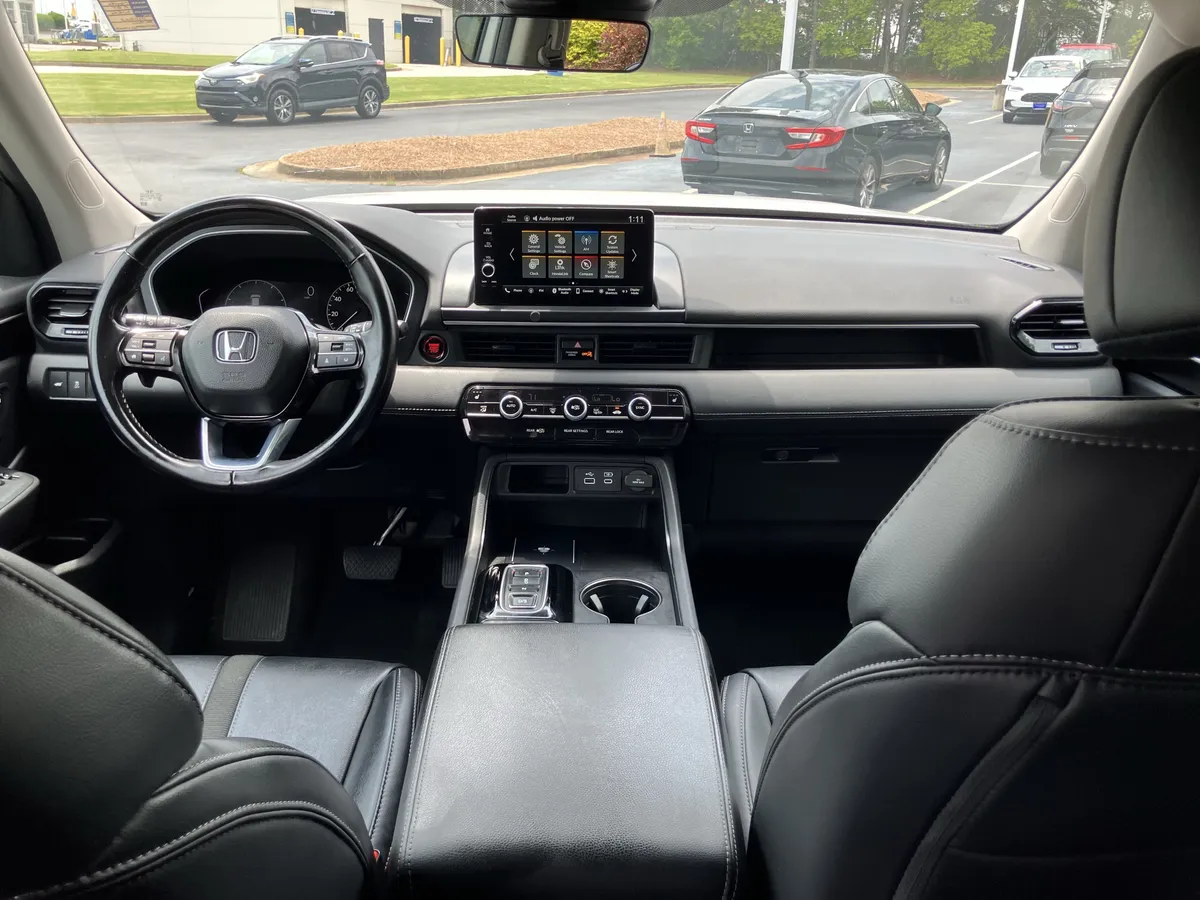 2023 Honda Pilot EX-L 7 Passenger 2WD thumbnail 30