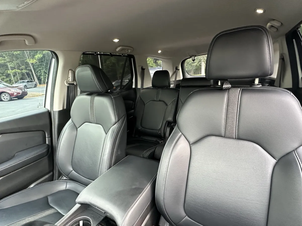 2023 Honda Pilot EX-L 8 Passenger 2WD thumbnail 6
