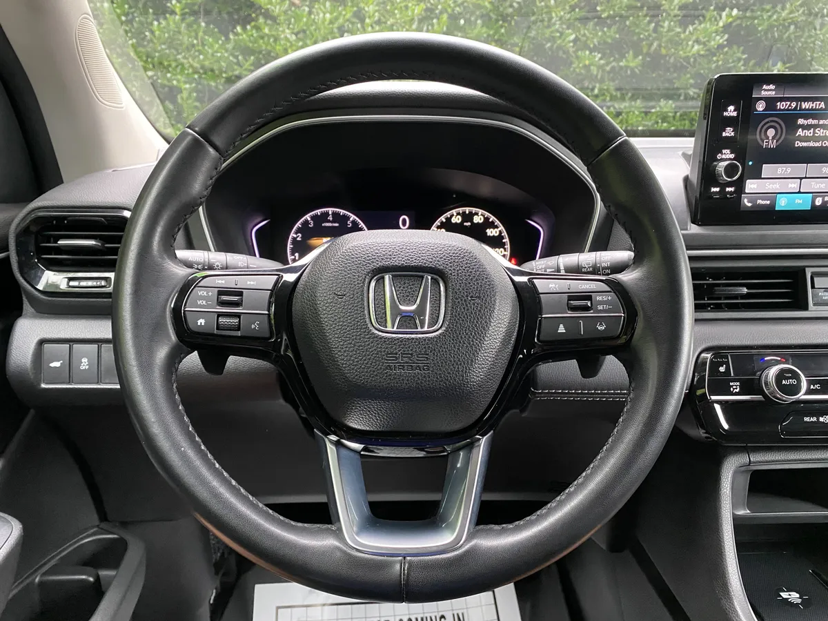 2023 Honda Pilot EX-L 8 Passenger thumbnail 17