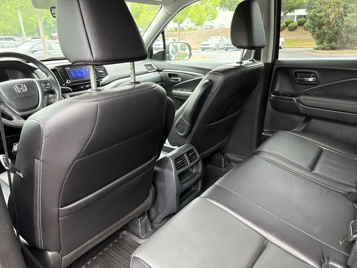 2023 Honda Ridgeline AWD RTL thumbnail 21