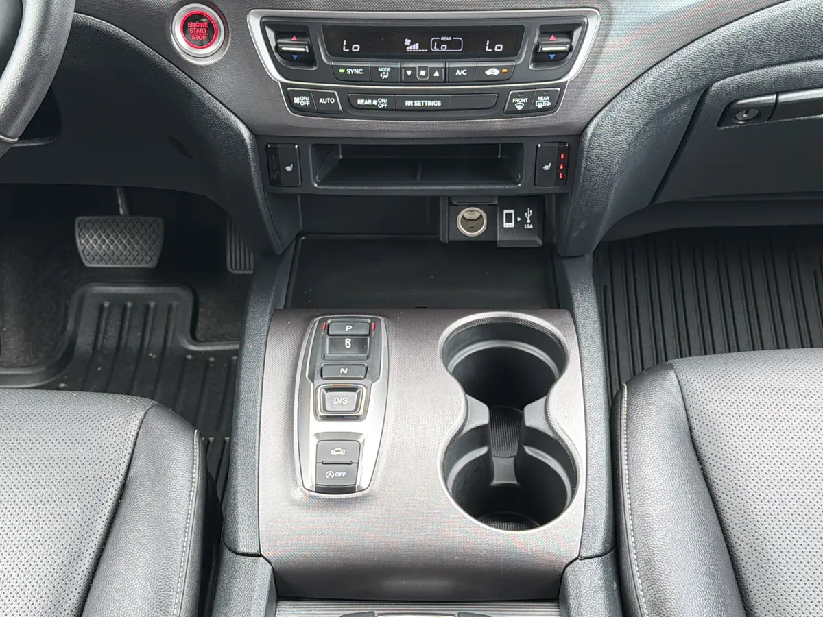 2023 Honda Ridgeline AWD RTL thumbnail 5