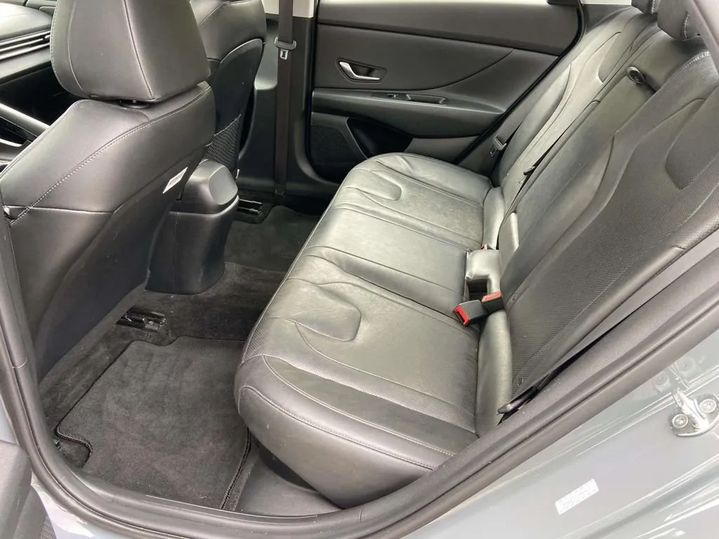 2023 Hyundai Elantra Hybrid Limited thumbnail 20