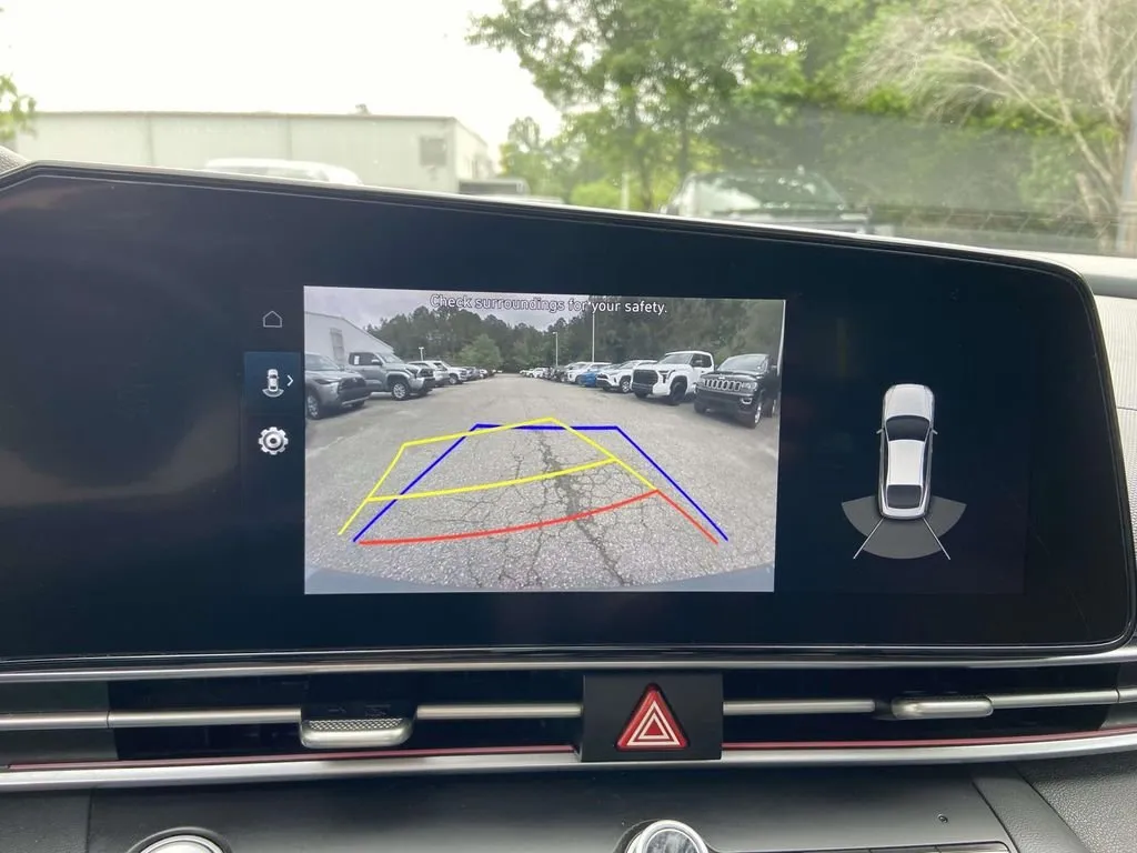 2023 Hyundai Elantra Hybrid Limited thumbnail 24