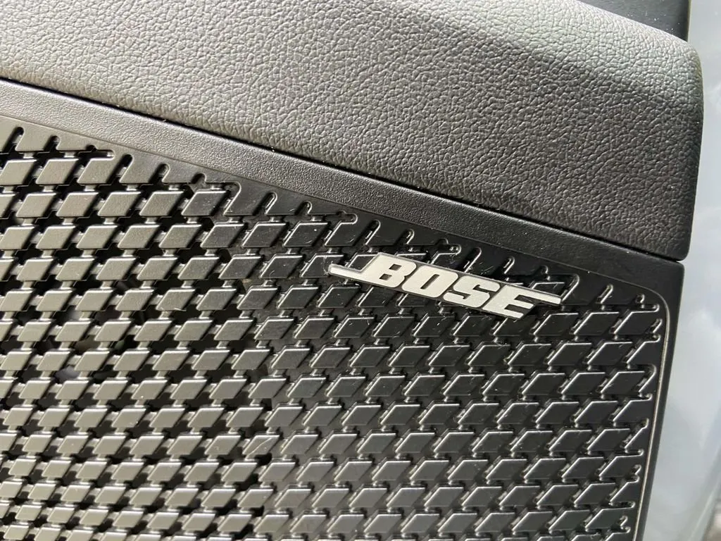 2023 Hyundai Elantra Hybrid Limited thumbnail 32