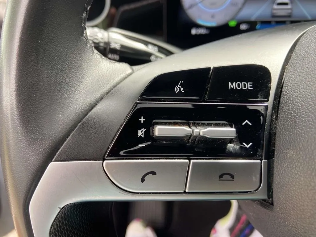 2023 Hyundai Elantra Hybrid Limited thumbnail 33