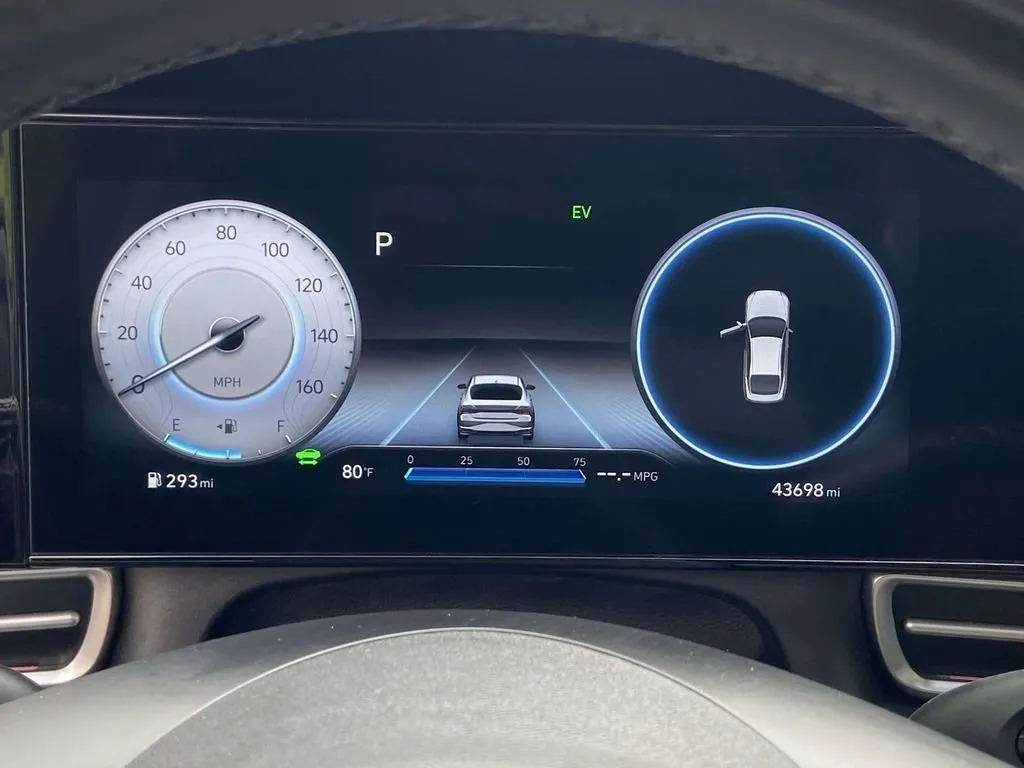 2023 Hyundai Elantra Hybrid Limited thumbnail 36
