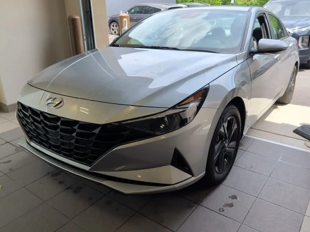 2023 HYUNDAI ELANTRA SEL thumbnail 2