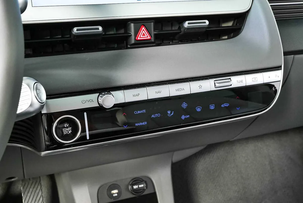 2023 HYUNDAI IONIQ 5 Limited thumbnail 18