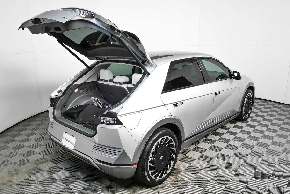 2023 HYUNDAI IONIQ 5 Limited thumbnail 28