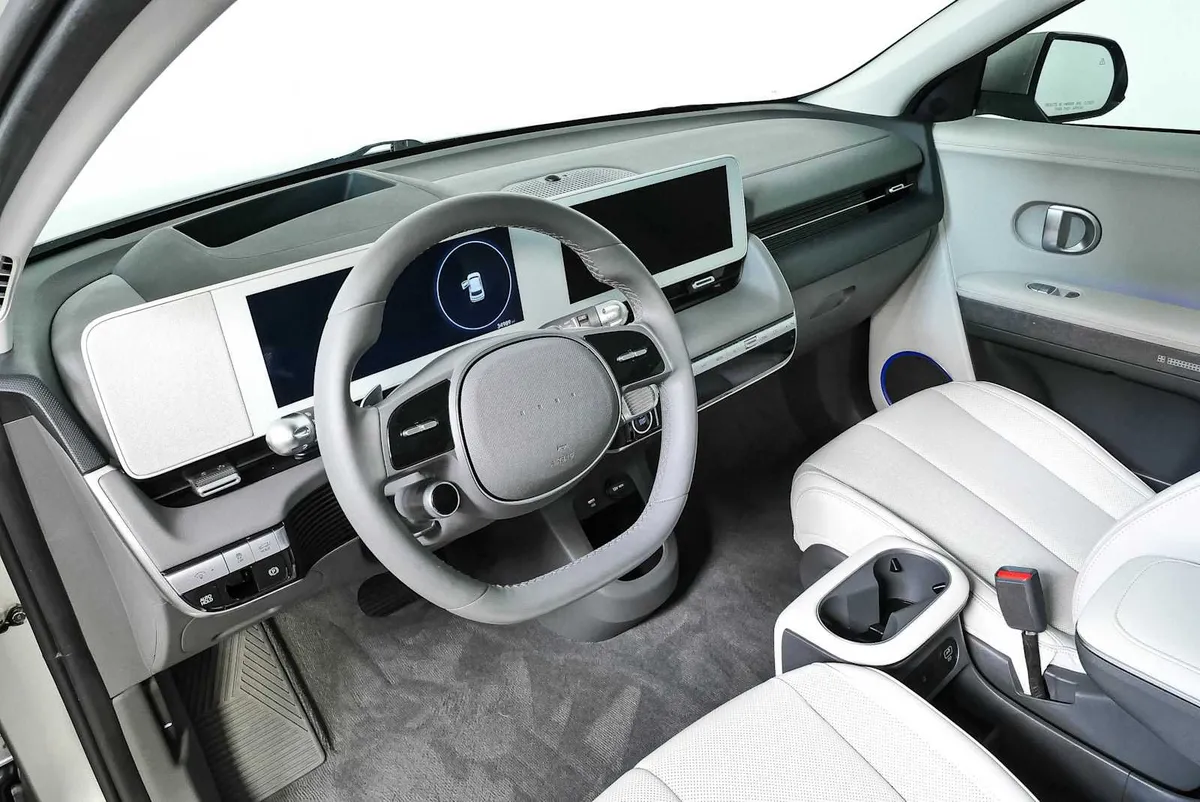 2023 HYUNDAI IONIQ 5 Limited thumbnail 4