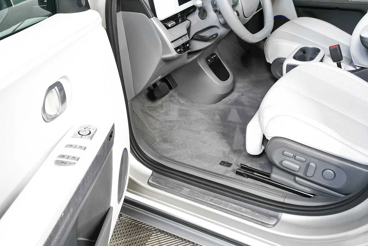 2023 HYUNDAI IONIQ 5 Limited thumbnail 8