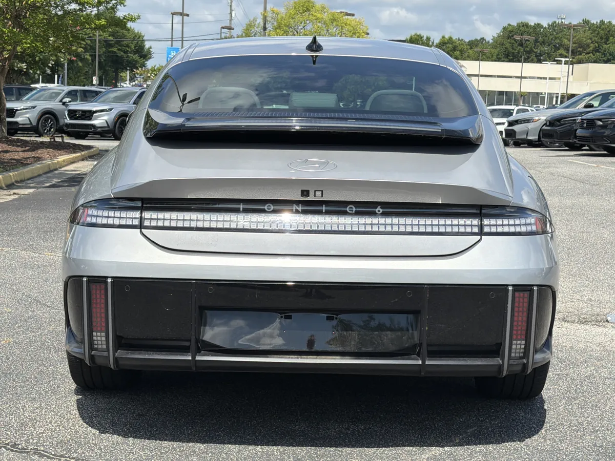 2023 Hyundai IONIQ 6 Limited thumbnail 23